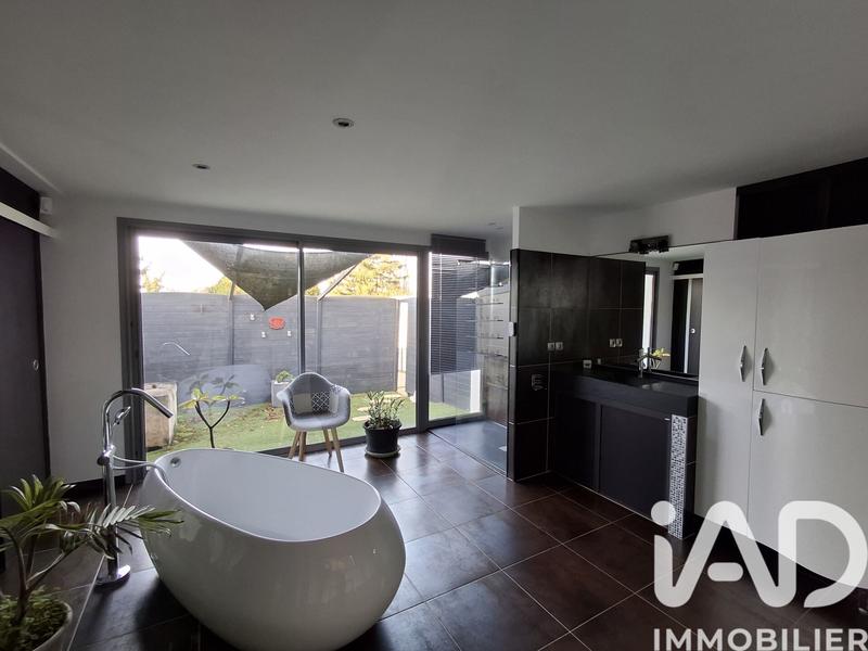 Maison - 162 m² - 5 pièces