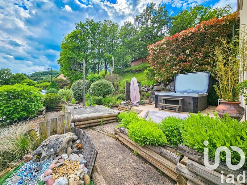 Maison - 171 m² - 7 pièces