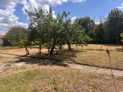 Terrain constructible - 830 m²