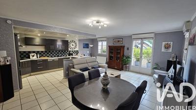 Appartement - 96 m² - 4 pièces