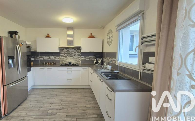 Maison - 110 m² - 6 pièces