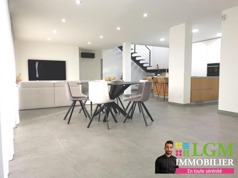 Villa - 183 m² - 6 pièces