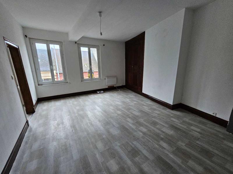 Maison - 185 m² - 8 pièces