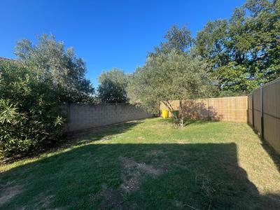 Maison - 90 m² - 3 pièces