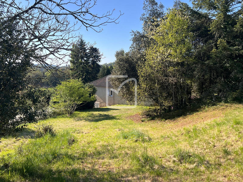 Maison - 143 m² - 7 pièces