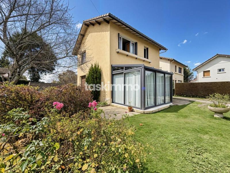 Maison - 84 m² - 4 pièces