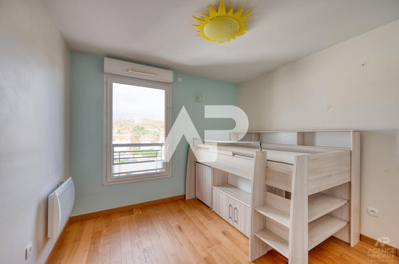 Appartement - 102 m² - 5 pièces