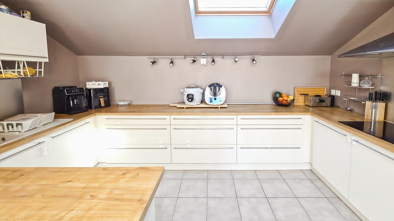 Appartement - 94 m² - 4 pièces