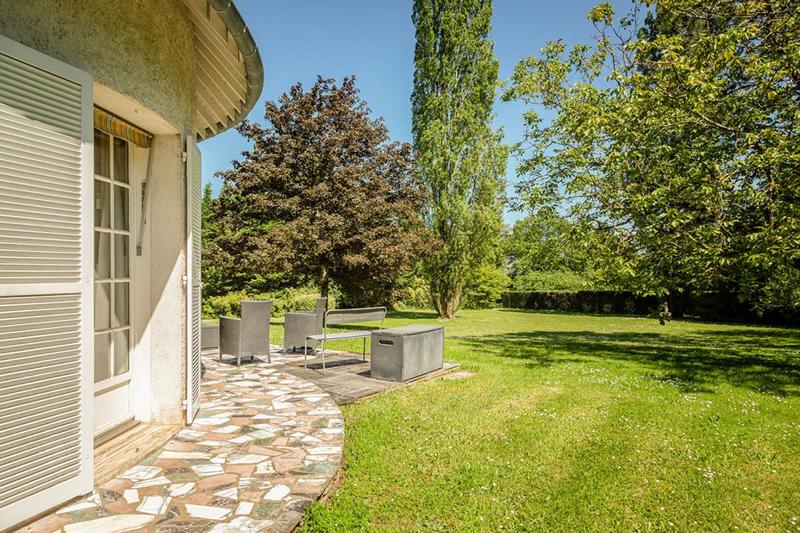 Maison - 206 m² - 6 pièces