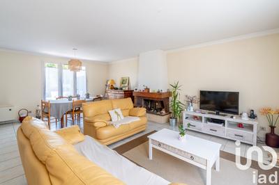 Maison - 147 m² - 6 pièces