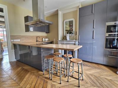 Appartement - 96 m² - 4 pièces