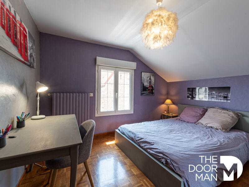 Maison - 183 m² - 6 pièces