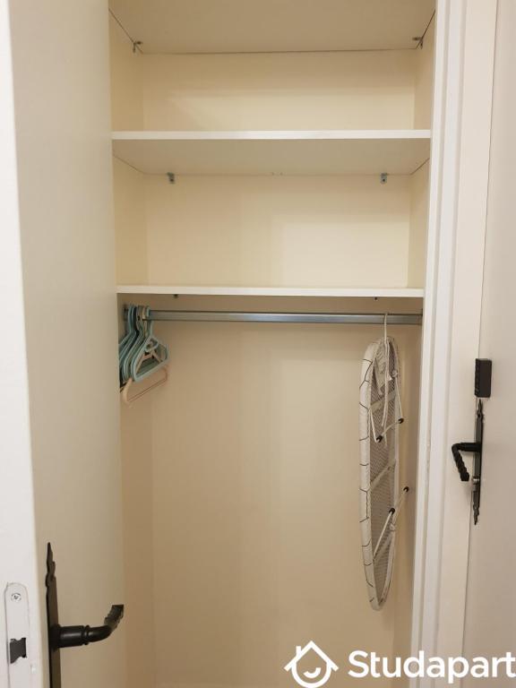 Chambre - 18 m² - 1 pièce