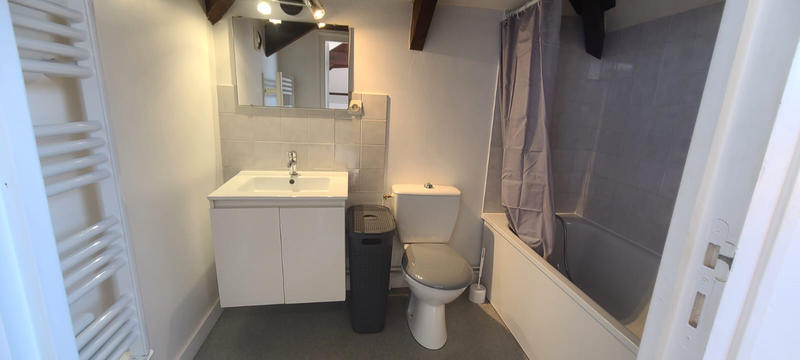 Immeuble - 201 m² - 7 pièces