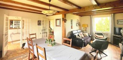 Maison - 112 m² - 6 pièces