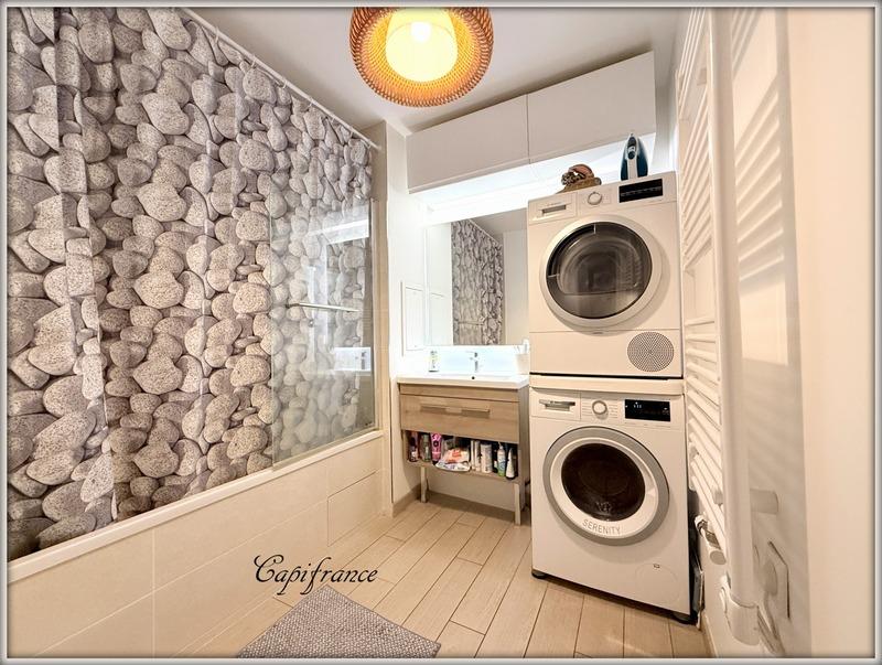 Appartement - 79 m² - 4 pièces