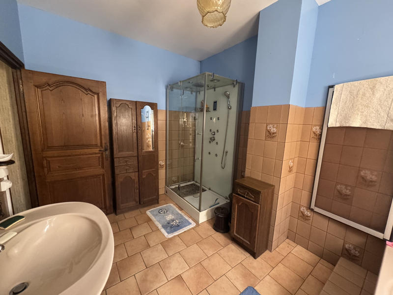 Maison - 175 m² - 8 pièces