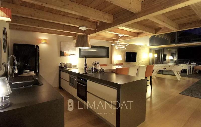 Châlet - 193 m² - 6 pièces