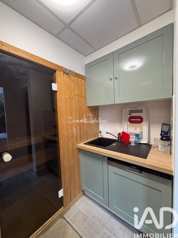 Maison - 227 m² - 8 pièces