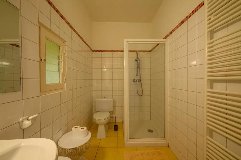 Appartement - 177 m² - 6 pièces