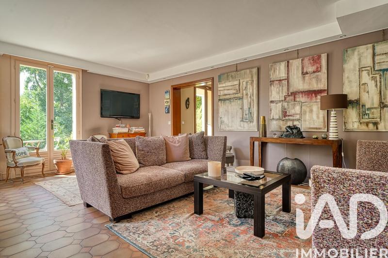 Maison - 180 m² - 6 pièces