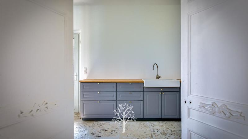 Villa - 336 m² - 13 pièces