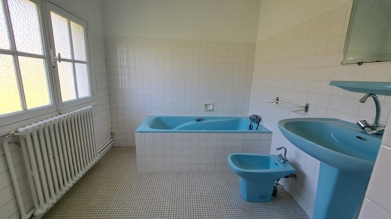 Pavillon - 150 m² - 8 pièces