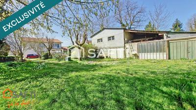 Maison - 273 m² - 9 pièces