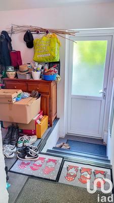 Maison - 99 m² - 6 pièces