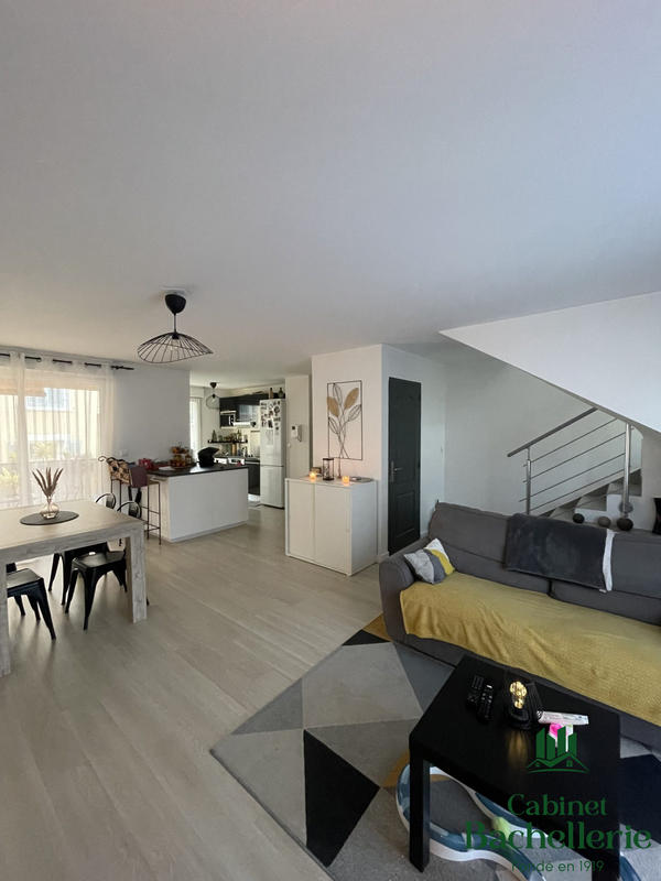 Appartement - 87 m² - 4 pièces