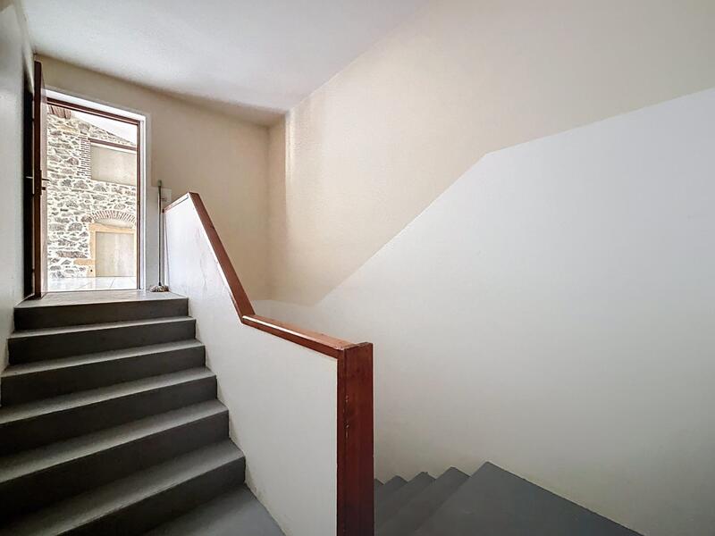 Appartement - 109 m² - 2 pièces