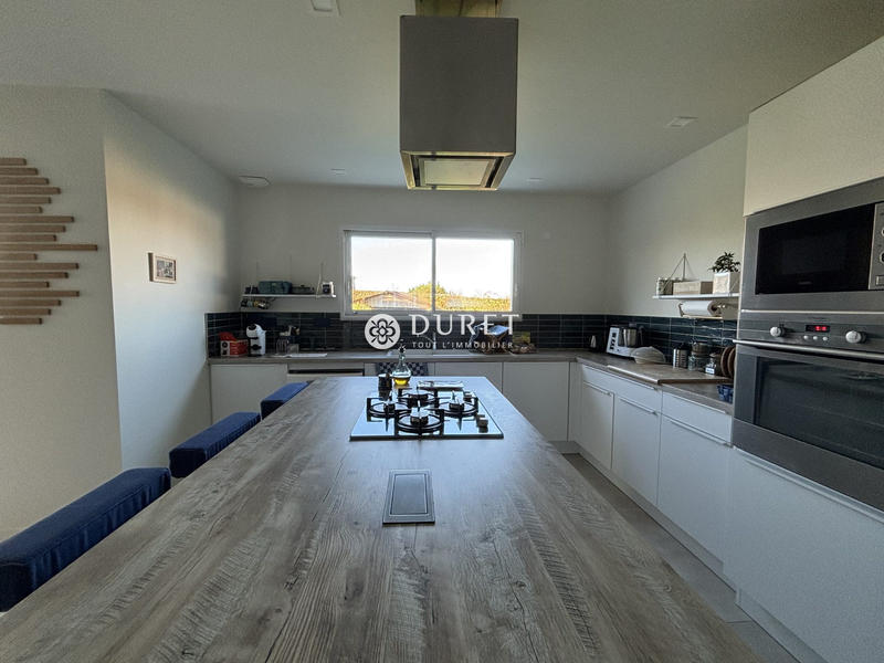 Maison - 130 m² - 5 pièces