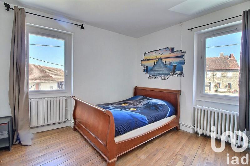 Maison de village - 332 m² - 14 pièces