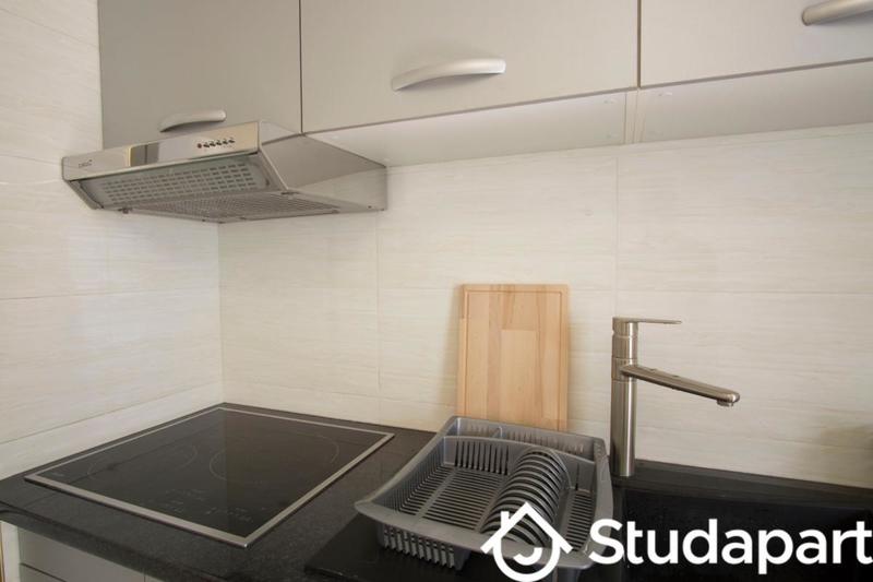 Chambre - 13 m² - 1 pièce