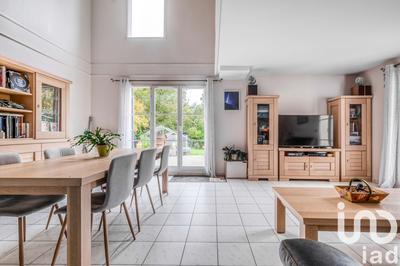 Maison - 150 m² - 8 pièces