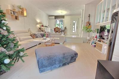 Maison - 111 m² - 5 pièces