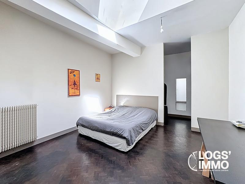 Maison ancienne - 195 m² - 6 pièces