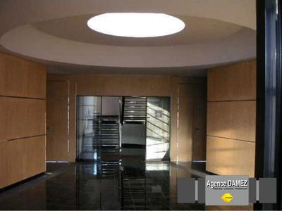 Bureau - 94 m² - 1 pièce