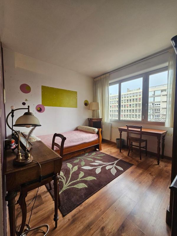 Appartement - 84 m² - 4 pièces