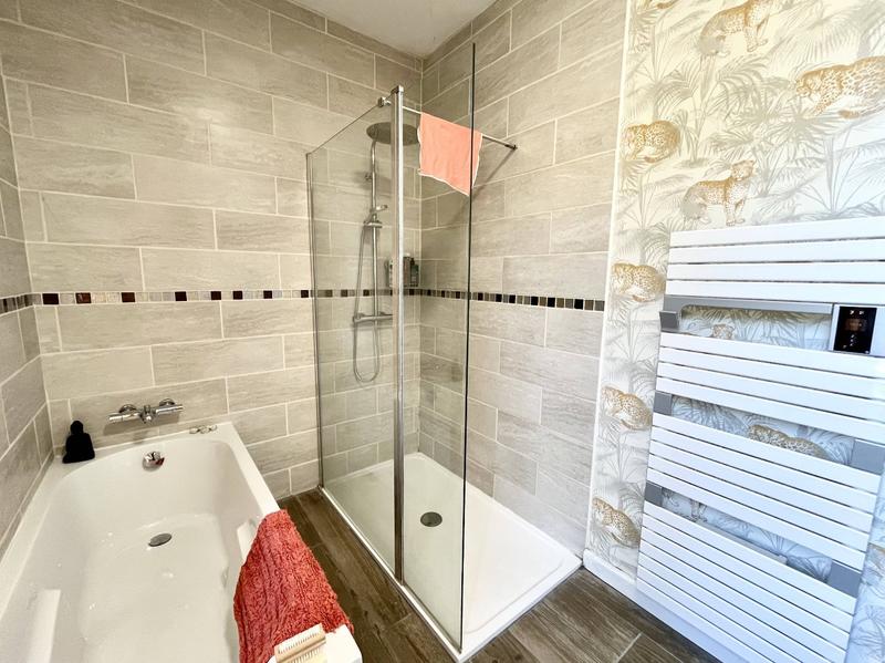 Maison - 163 m² - 6 pièces