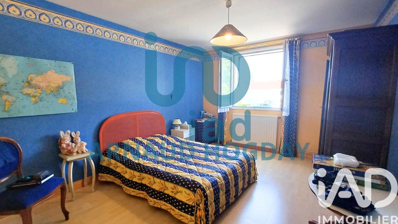 Maison - 188 m² - 8 pièces