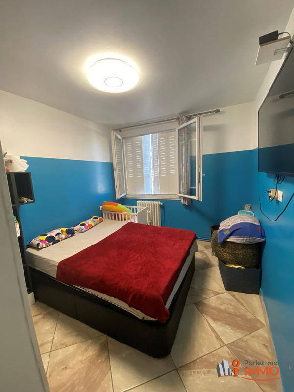 Appartement - 70 m² - 4 pièces