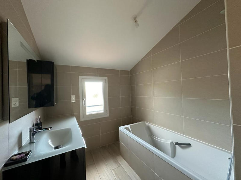 Maison - 133 m² - 6 pièces