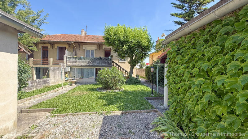 Maison - 143 m² - 6 pièces