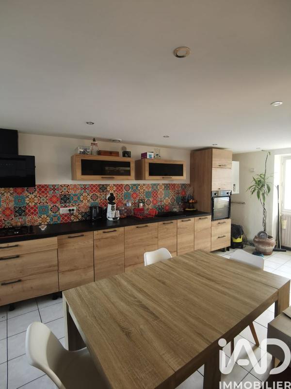 Maison - 92 m² - 5 pièces