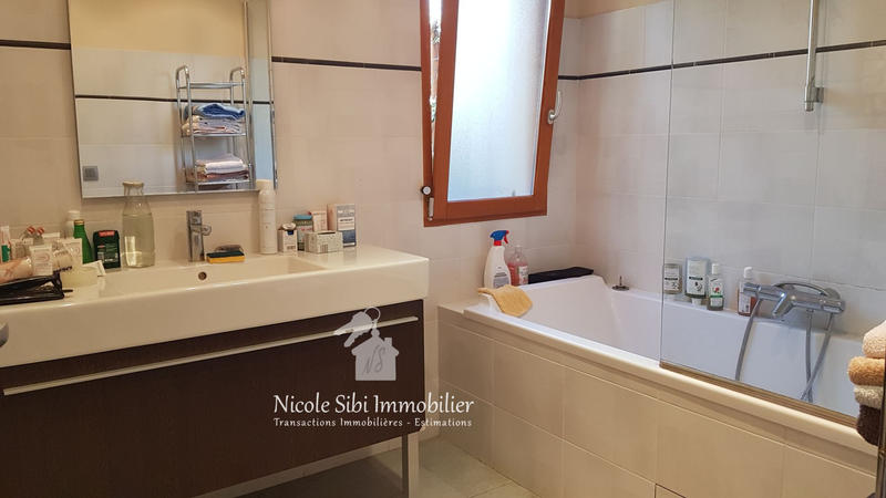 Villa - 170 m² - 5 pièces