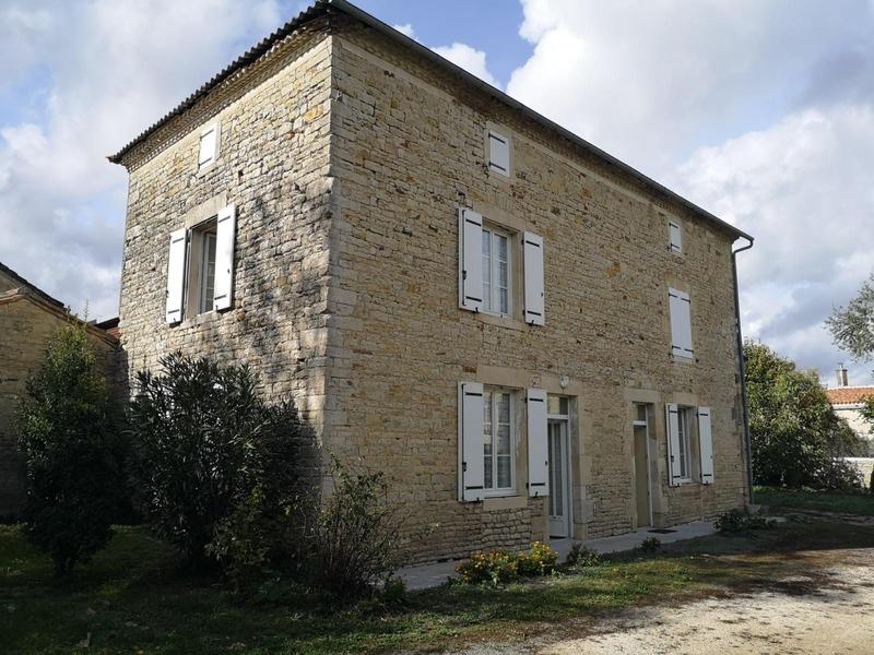 Maison - 76 m² - 3 pièces