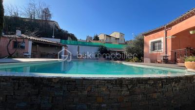 Villa - 195 m² - 5 pièces