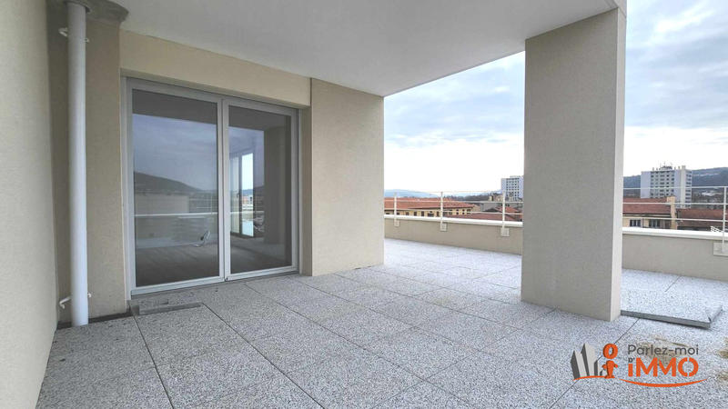 Appartement - 112 m² - 5 pièces