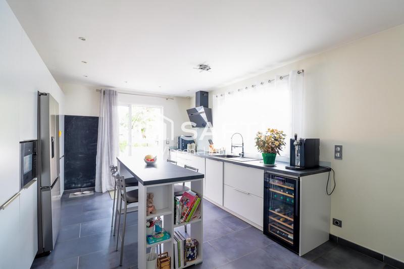 Maison - 174 m² - 6 pièces